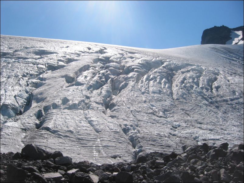 2005-07-30 Sisters (22) More crevasses